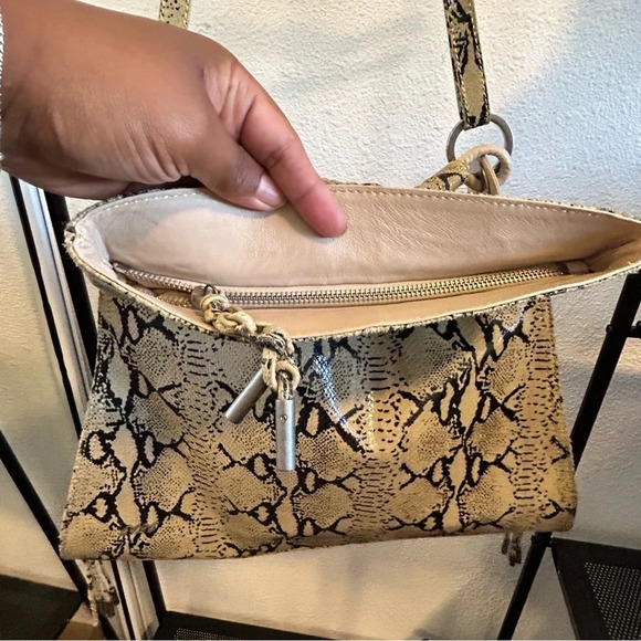 6126 Tan Snake Print Convertible Satchel Handbag Crossbody - Picture 7 of 11